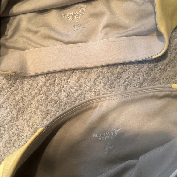 Gray and Yellow Women's Workout Set - Picture 3 of 3